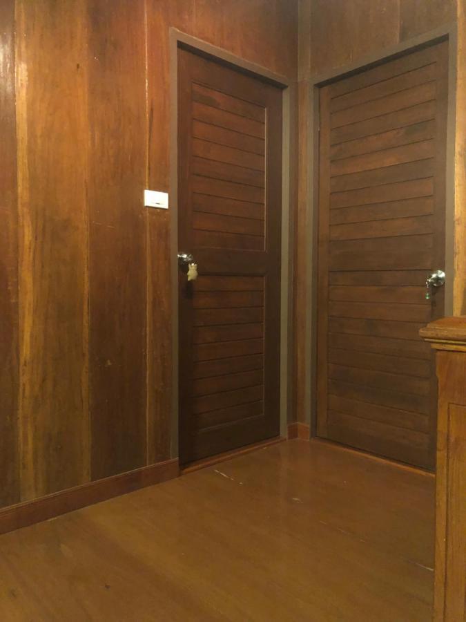 188 Teak House บ้านต้นสัก Τσιάνγκ Μάι Εξωτερικό φωτογραφία