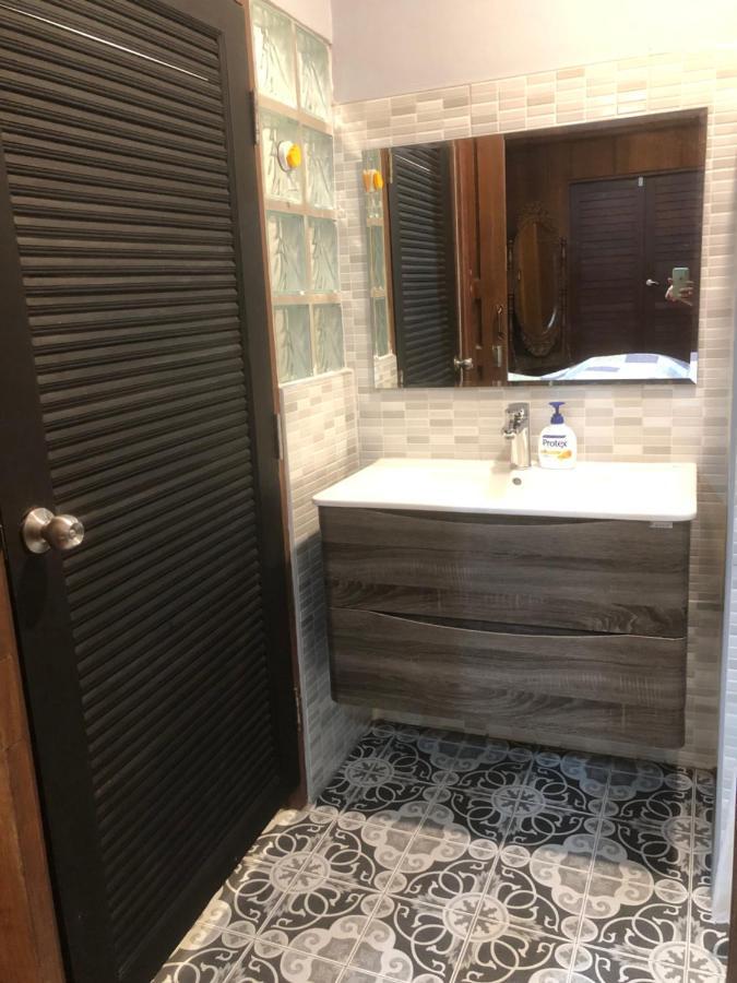 188 Teak House บ้านต้นสัก Τσιάνγκ Μάι Εξωτερικό φωτογραφία