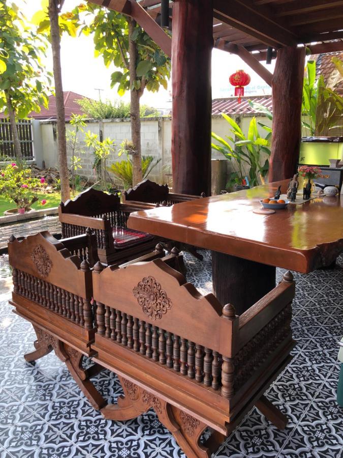 188 Teak House บ้านต้นสัก Τσιάνγκ Μάι Εξωτερικό φωτογραφία