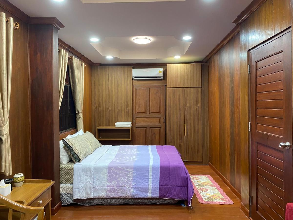 188 Teak House บ้านต้นสัก Τσιάνγκ Μάι Εξωτερικό φωτογραφία